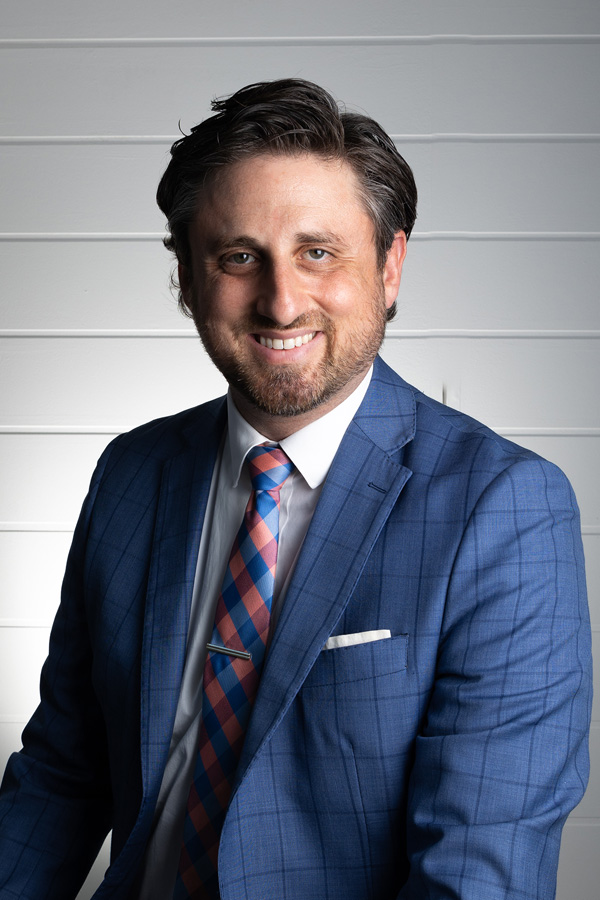 Attorney Justin Kalemkiarian