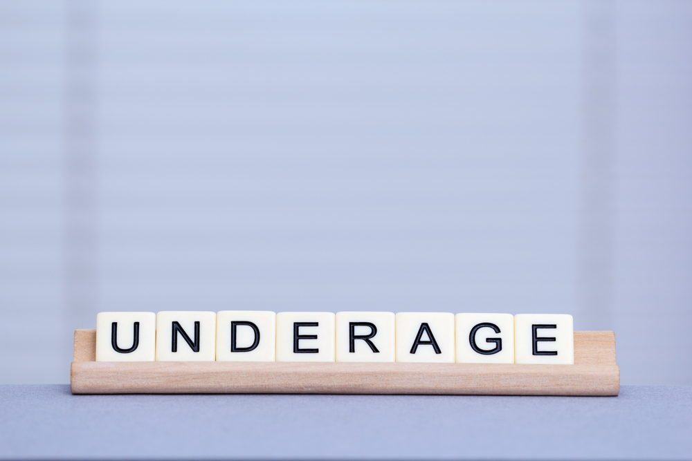 Underage sign representing Nebraska's zero-tolerance laws for drivers under 21